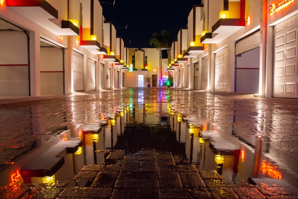 Cocheras y habitaciones de Motel Barcelona - Mejor Auto Hotel en Tepic Nayarit
